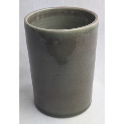 Grey blushing pot